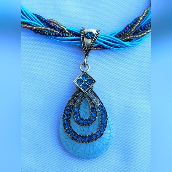 None Jewelry - Blue and Silver Pendant Necklace
